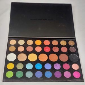 Eyeshadow Palette
